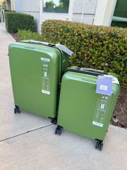 Set of 2 luggages