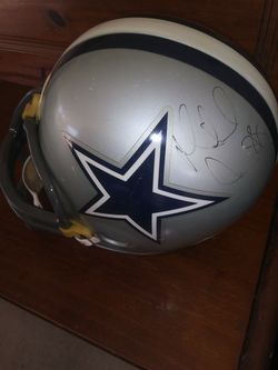 Dallas cowboys helmet full size .large size Adult autograph