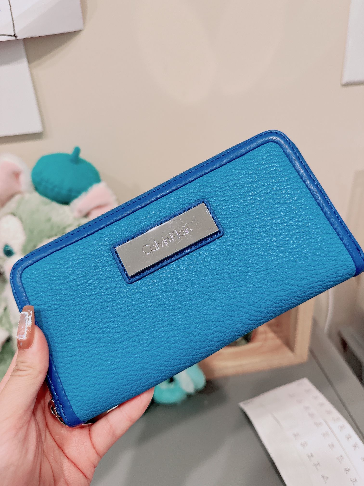 Calvin Klein women blue leather zipper wallet /NWT