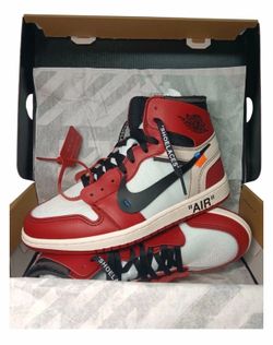 Off White x Air Jordan Retro 1 “Chicago”