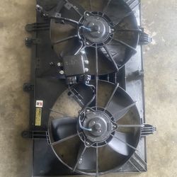 06-10 Infiniti M35/45 Fan Assembly With Extra Control Module 