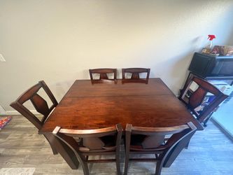 🍽️ BEAUTIFUL SOLID WOOD DINING TABLE + 6 CHAIRS — 🪑