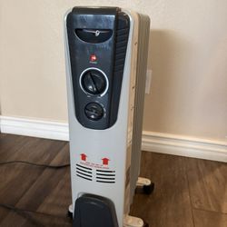 Intertek Electric Heater Very Warm (Hesperia Ca)