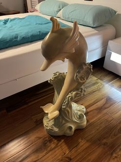 Dolphin real wood