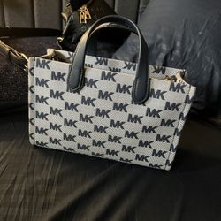 MK Purse