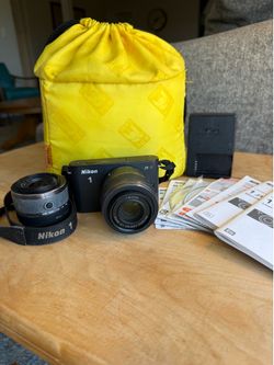 Nikon 1 J1 30-110 mm kit Mirrorless Camera