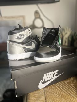 Air Jordan 1 Retro OG Satin Shadow