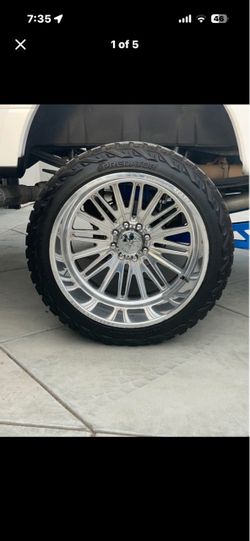 American force 38x15.50R26LT wheels on Predator Tires 8x170 lug pattern 80% thread lets make deal