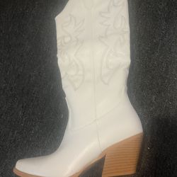 New Boots Size 7