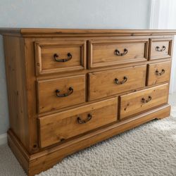 Delivery Available! Rustic Wooden 8 Drawer Bedroom Dresser Chest! All drawers slide great! Some cosmetic wear on top 66x19x37in 