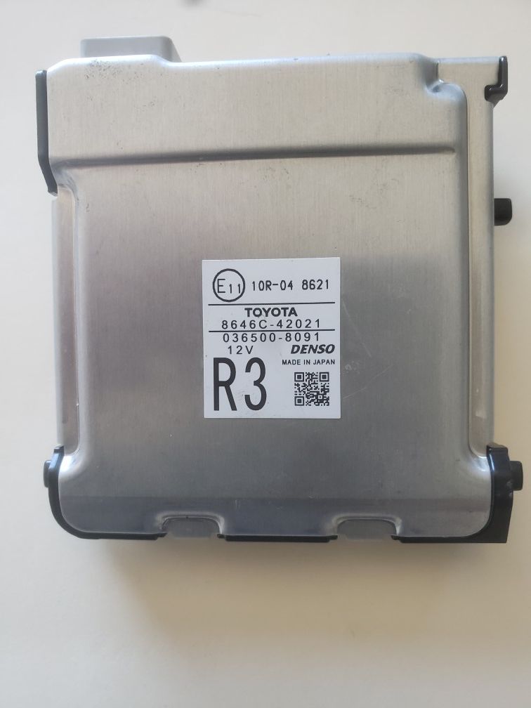 RAV-4 2018 Front Windshield Lane departure Assist Camera OEM
