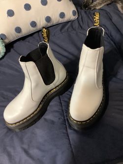 Doc Marten Shoes  NEW, Really Neat