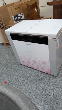 Kimchi refrigerator. Excellent condition