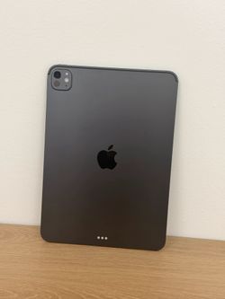 Pay $5 today and the rest later - Apple - 11-inch iPad Pro M5 chip (Wi-Fi) 1TB Space Black Premium Pre-owned