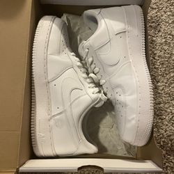 Nike White Air Force 1