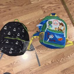 Kid backpacks