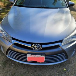 2016 Toyota Camry Le 4D