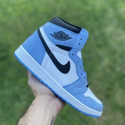 jordan 1 university blue size 10.5