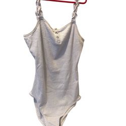 Abercrombie Kids Bodysuit Top 15/16 💖💖💖00