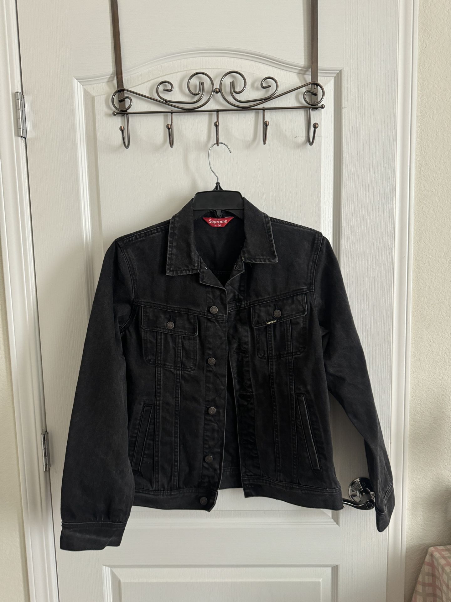 vintage Supreme Jacket Size M Great Condition