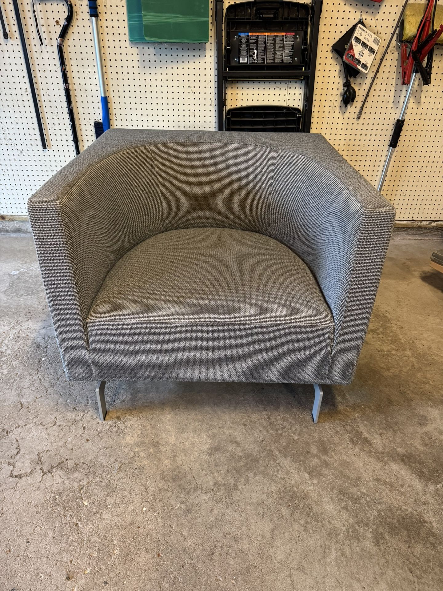 Barrel Chair