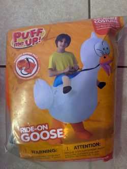 Puff Me Up Ride-On Goose Inflatable Costume Child 7-10