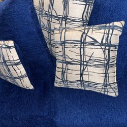 Nice / New Couches Never Sat On 