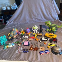 Random Lot Of Small Toys Action Figures Animals Miscellaneous Boys Girls Vintage
