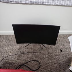 Curved Monitor 