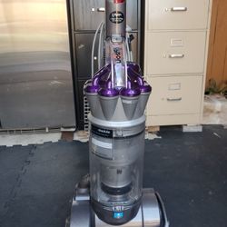 Dyson Dc17 Vacuum 