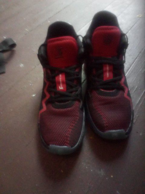 D.Mitchell Basketball Shoes 