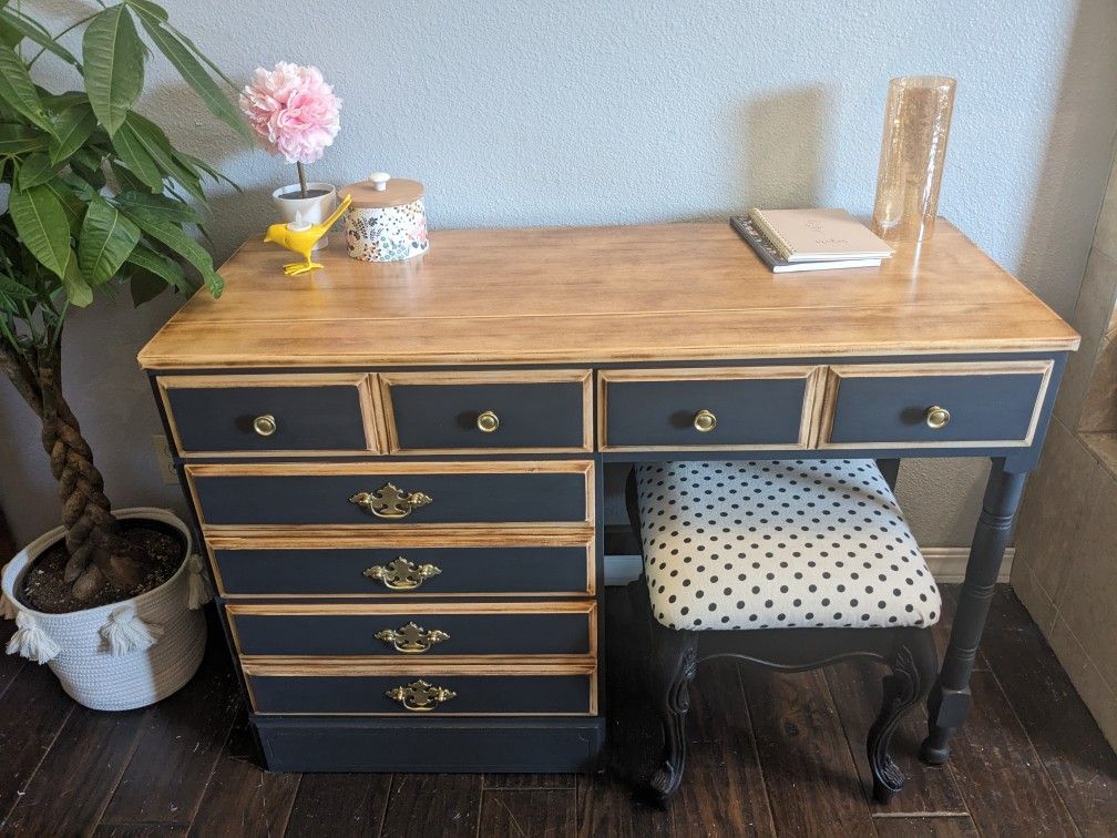 Vintage Sprague And Carleton Maple Desk