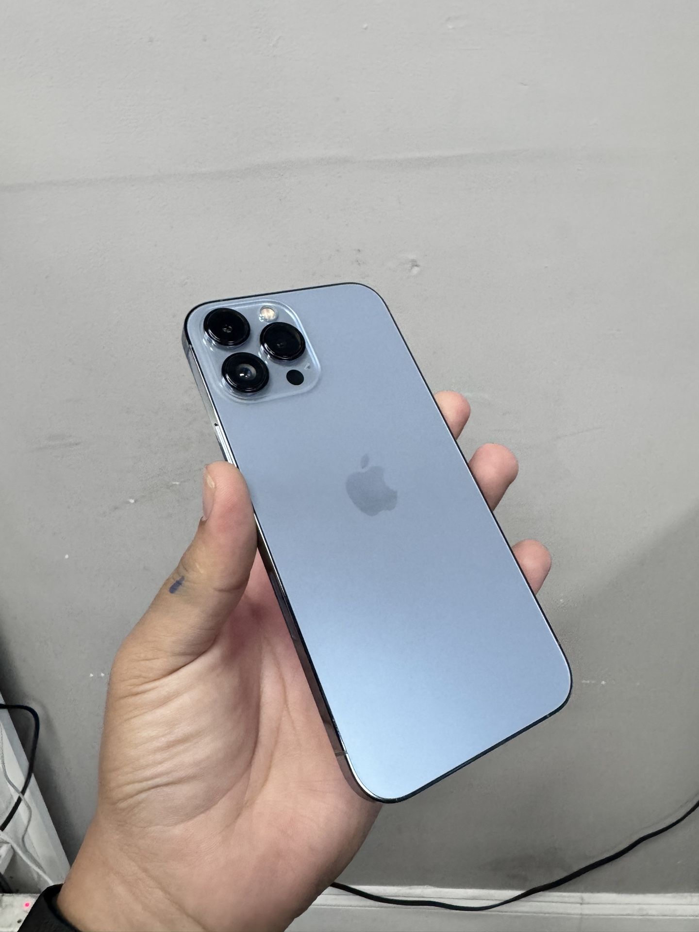 iPhone 13 Pro Max Unlocked