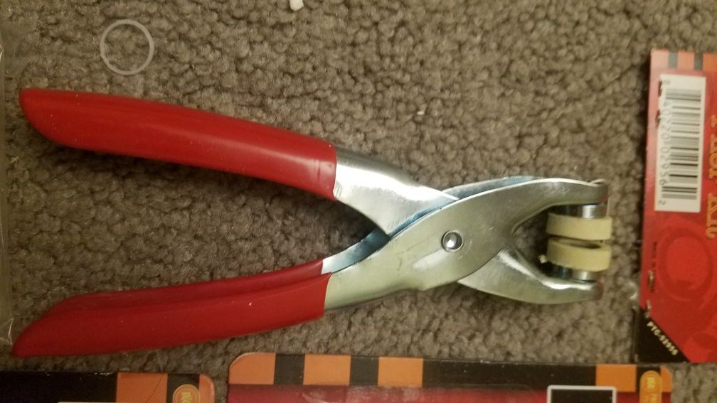 Screw Snap Fastener Plier Tool and 3-Piece Refills