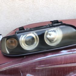 Bmw 525,540,528. E39/M5 Original Hella Halogen Headlights 
