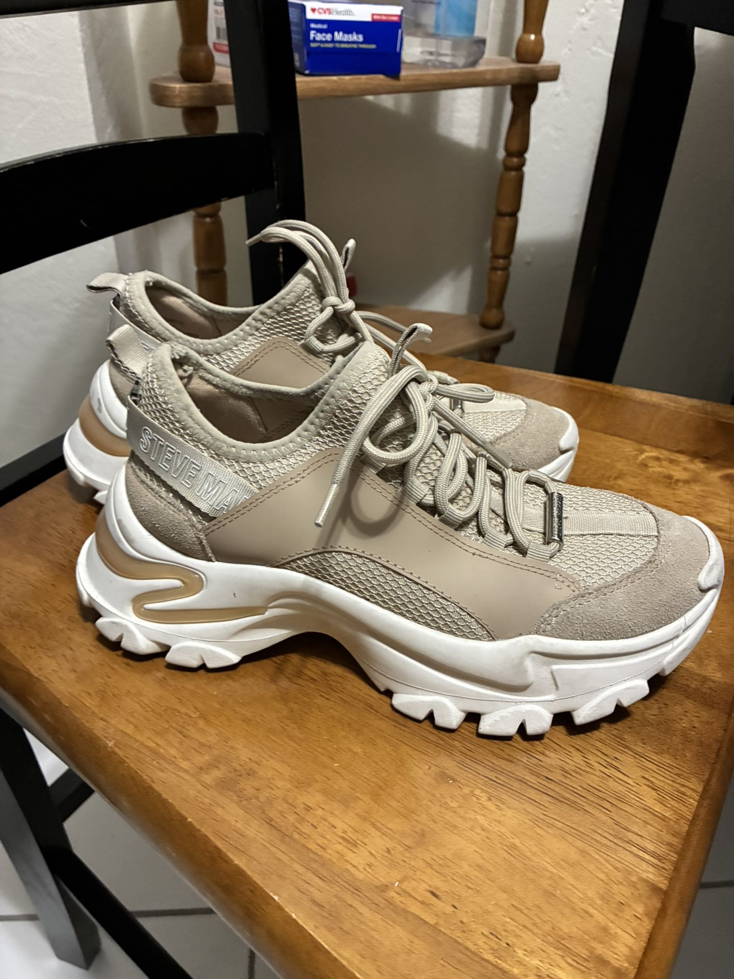 Steve Madden Women’s Sneakers 7.5