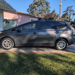 2014 Prius V Two For Sale