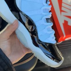 Air Jordan 11