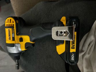 Dewalt 20v impact and drill brand new only used once