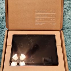 Microsoft Surface GO 3 10th Edition.