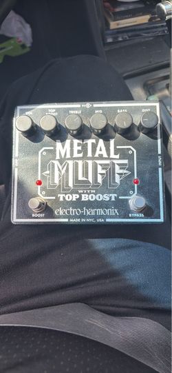 Electro-Harmonix Metal Muff with Top Boost Pedal