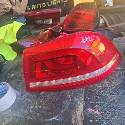 2010-2022 VOLKSWAGEN EOS RH OUTER  BRAKE LIGHT TAILLIGHT OEM 2SD010697 