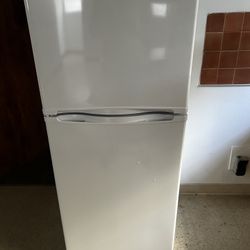 Refrigerator Haier