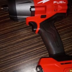 Milwaukee Impact Wrench Fuel Brushless With Battery M18 Red Lithium Forge XC6.0