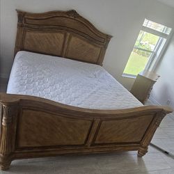 Kevin charles King size bed frame and dressers