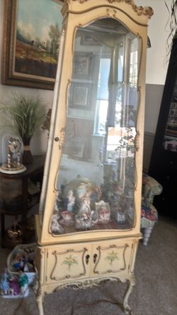 Curio antique , hand painted w light