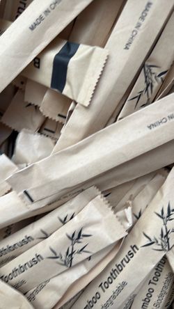 4000 bamboo toothbrushes
