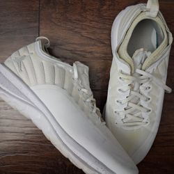 Men's Jordan's Sneakers  Size 12