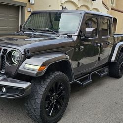 2021 Jeep Gladiator Overland 