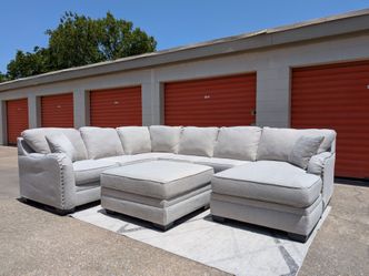 *FREE DELIVERY!* ASHLEY FURNITURE 4 PIECE SECTIONAL